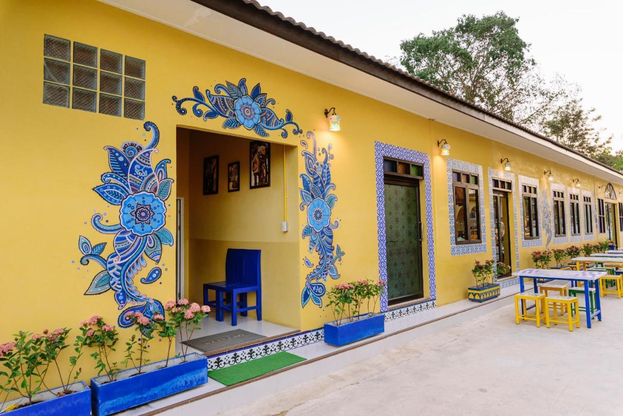 La Reina Maroc Hotel Pak Chong Exterior foto